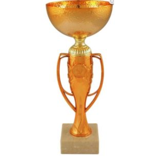 Trofeu darts cu manere, baza din marmura, culoare bronz, inaltime 29,5 cm