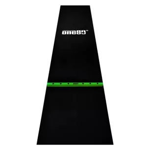 Covor darts din cauciuc cu rigla de lemn ONE80, latime 62 cm, negru, verde