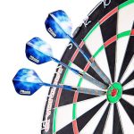 Set darts steel One80 brass, 12 sageti cu accesorii