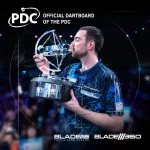 Tinta darts Winmau blade 360 cu protectie si doua seturi de sageti, line de aruncare